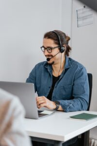 Call Center Agent 