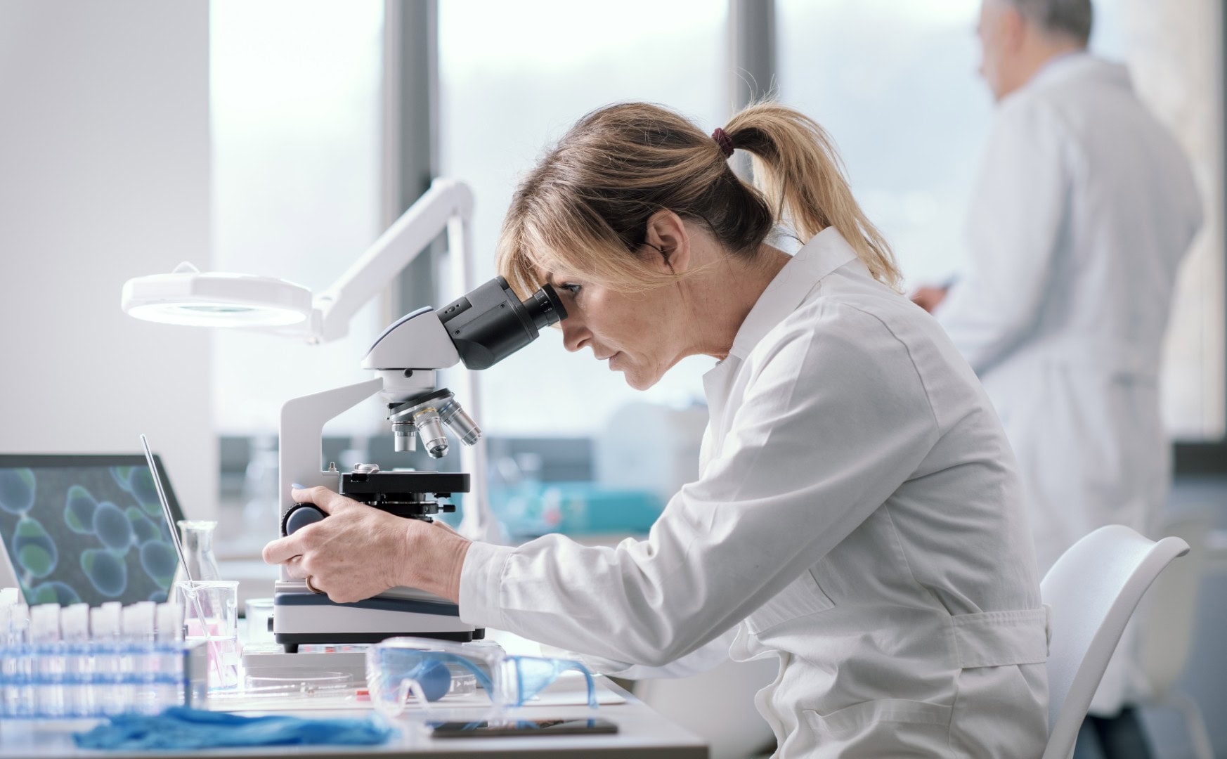 About Novaglo: Premium Research Peptides