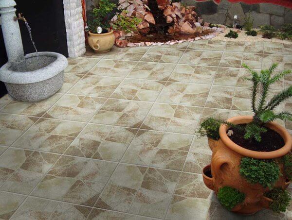 Alternative view of ETNA 2  33x33