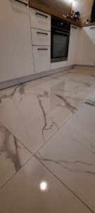 Bijele mramorne pločice 60x120