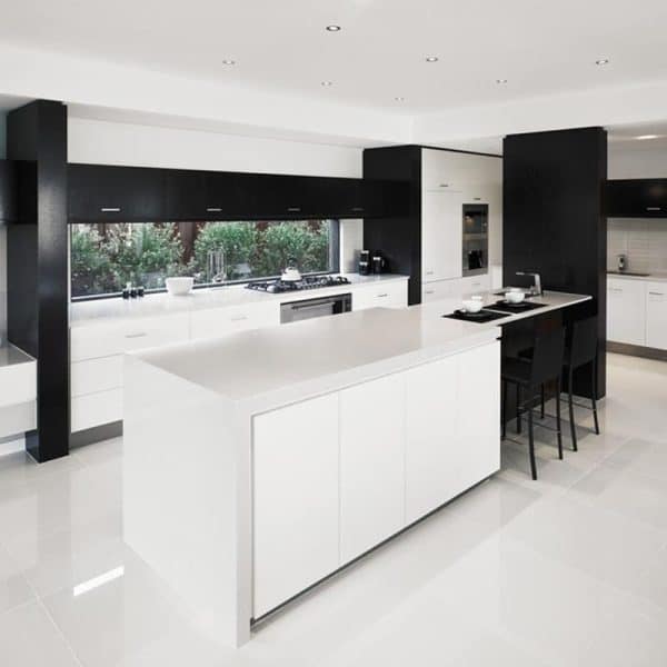 Alternative view of SUPPER WHITE LUCIOS 60x60