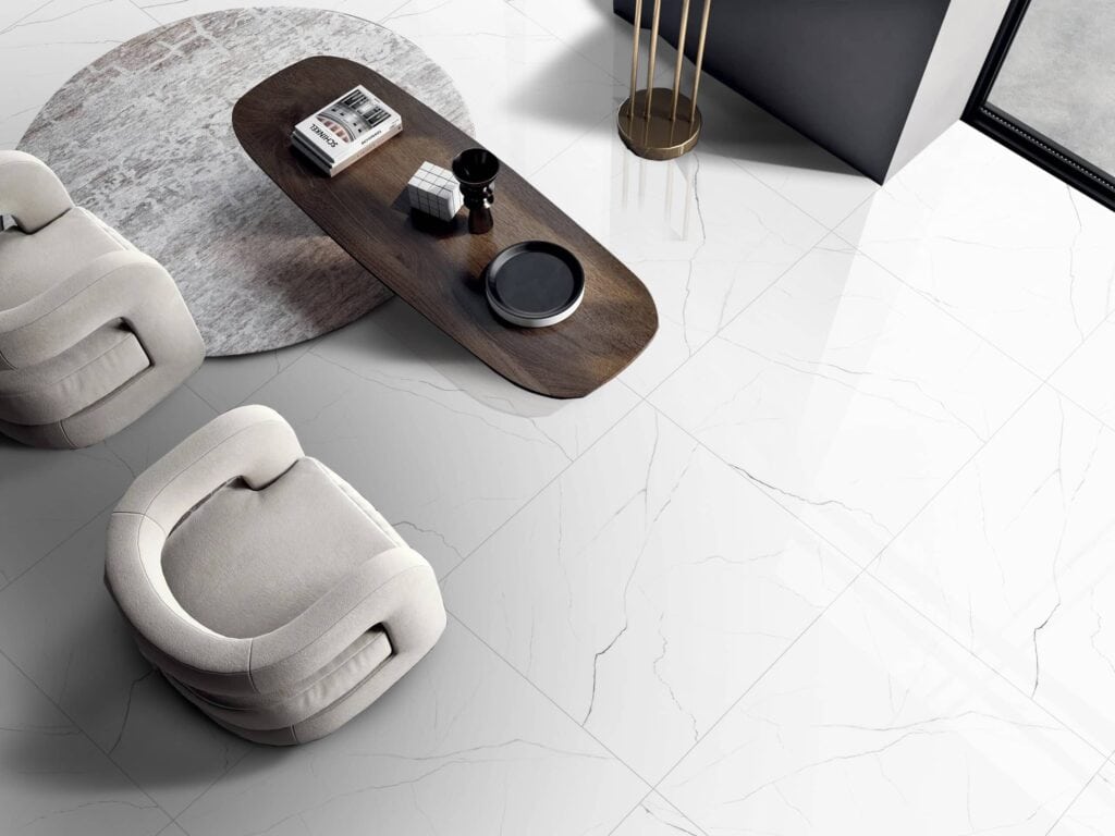 Spoj elegancije i funkcionalnosti – najnovija generacija pločica u našoj ponudi 5 ELEGANCE LIGHT GREY 924297B 60X60x6 amb scaled 1