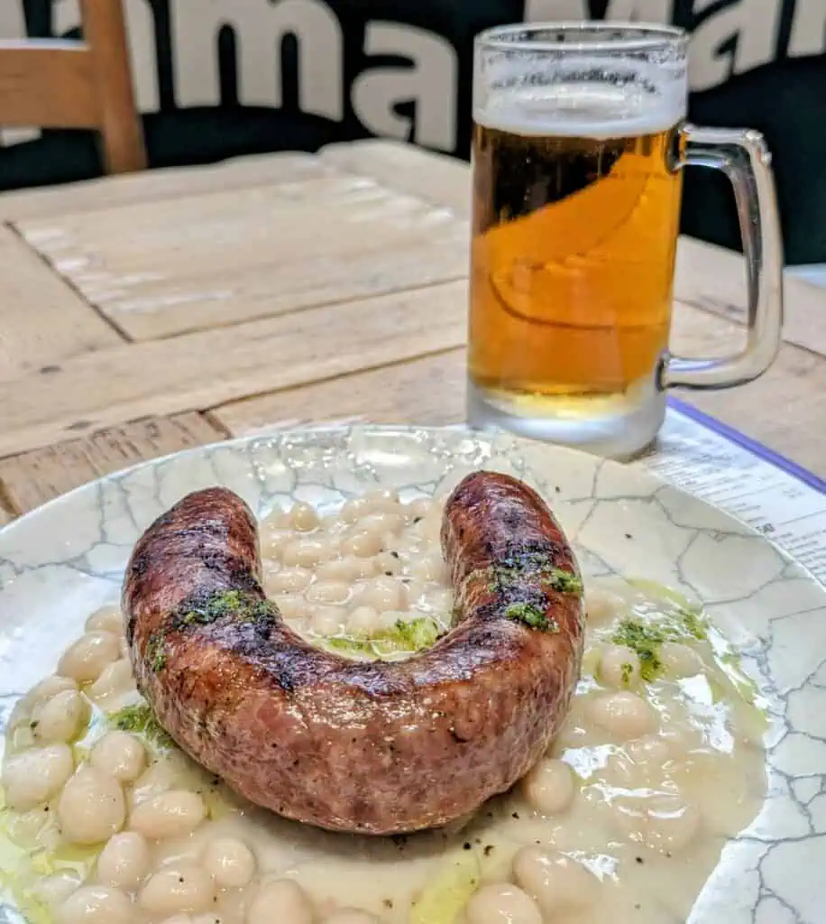 Botifaarra amb Mongetes - Catalan Sausage in Mama Maria Andorra La Vella