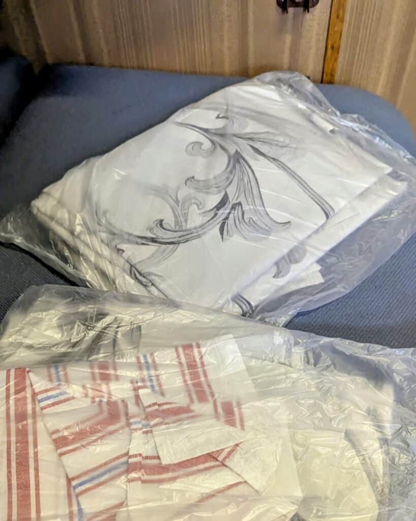 Bed linen provided on departure from Chisinau Station