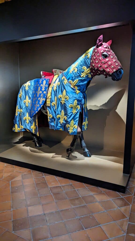 horse in armour at couvent de jacobins museum