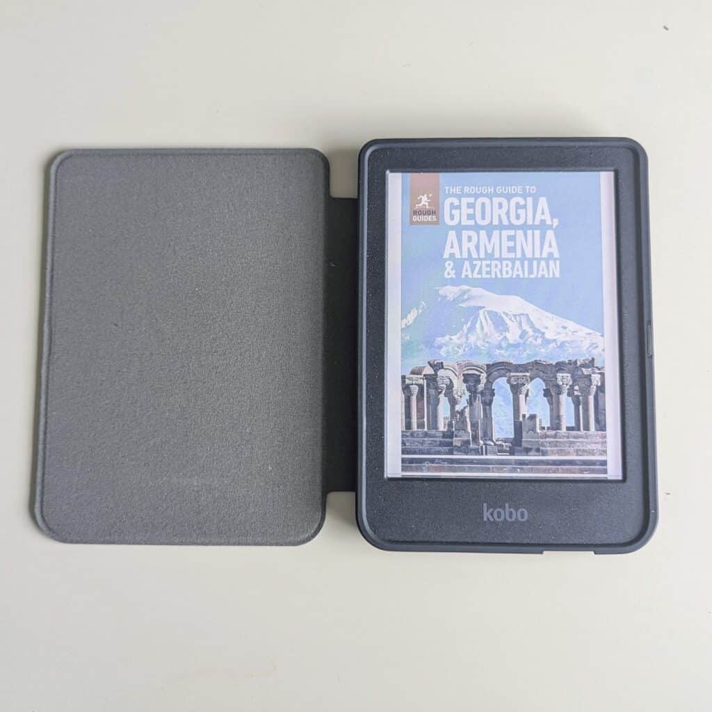 Kobo Clara Colour Open with Moko Case