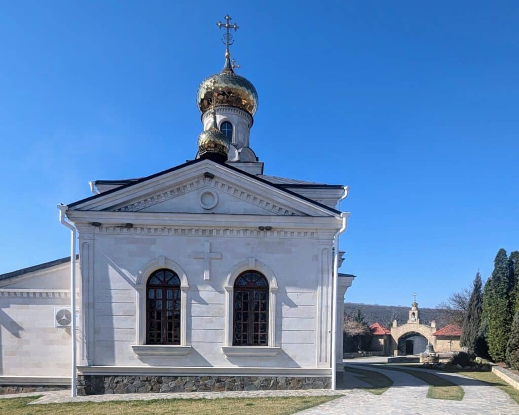st mary's old ohei set in beautiful grounds