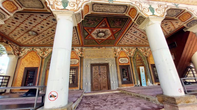 entrance to painted mosque