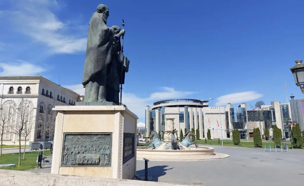 Museum of the Macedonian Struggle for Independence (left), Holocaust Memorial Center for the Jews of Macedonia (behind horse fountain) - Skopje, North Macedonia