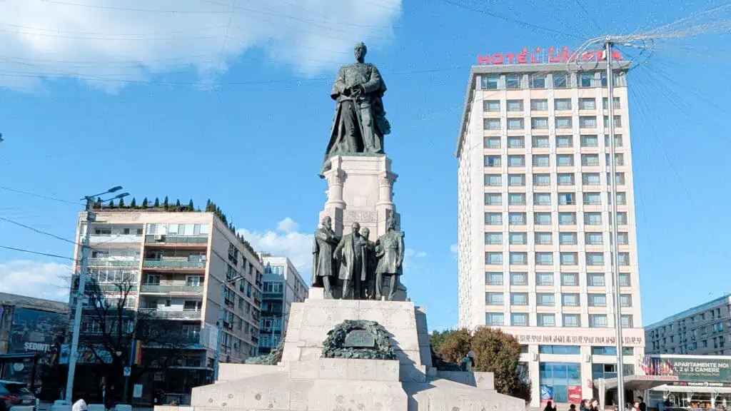 union square iasi