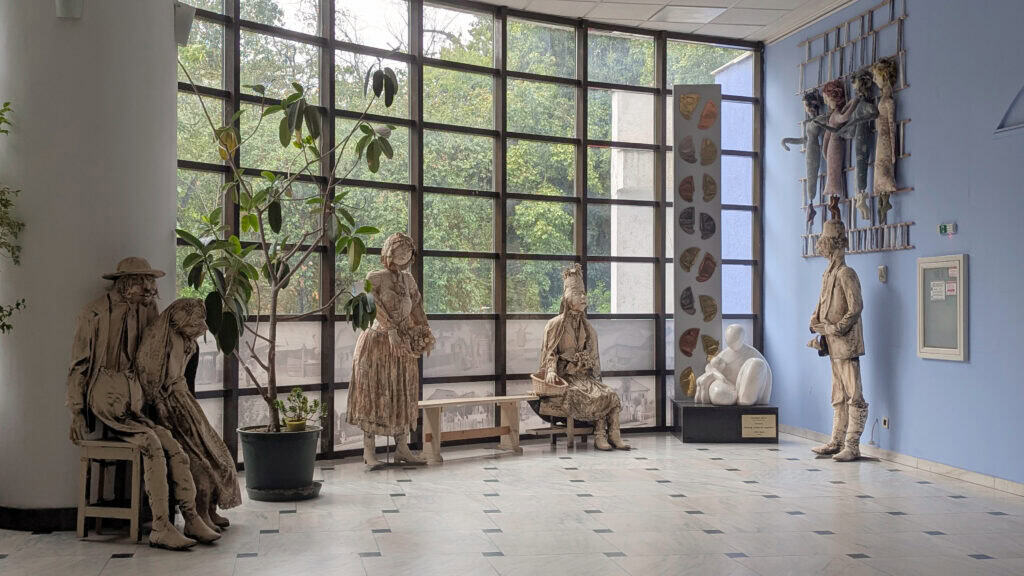 Village Museum Bucharest - inside the entrance