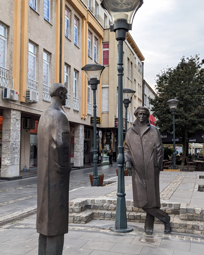 Mesa Selimovic i Ismet Mujezinovic meeting point in Tuzla