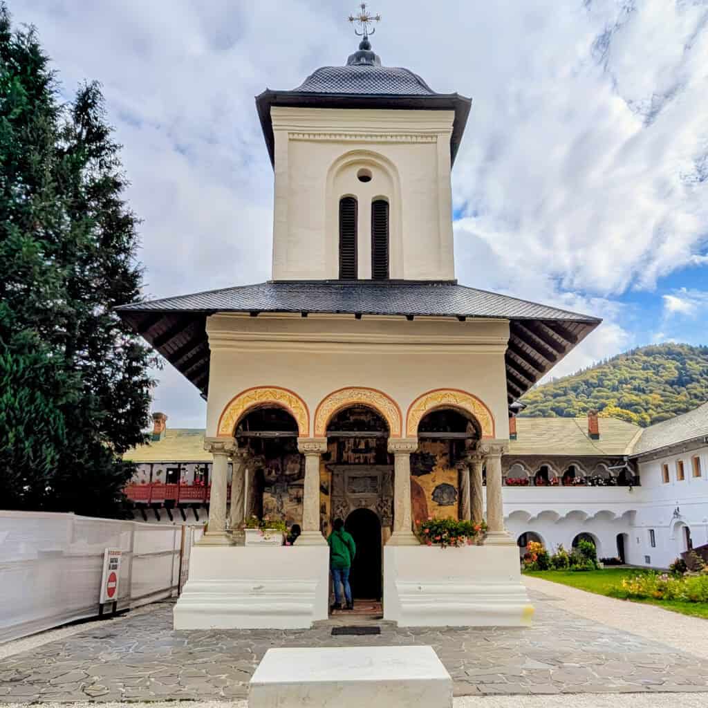 Sinaia monastery small church
