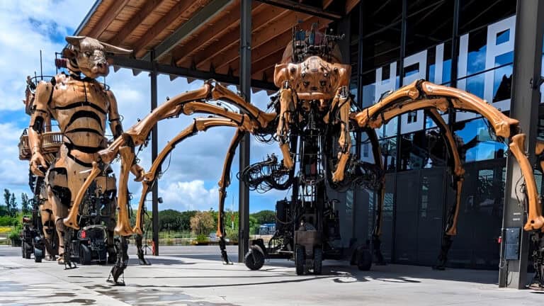 Giant Minotaur and Ariane the giant spider at Toulouse Halle de la machine