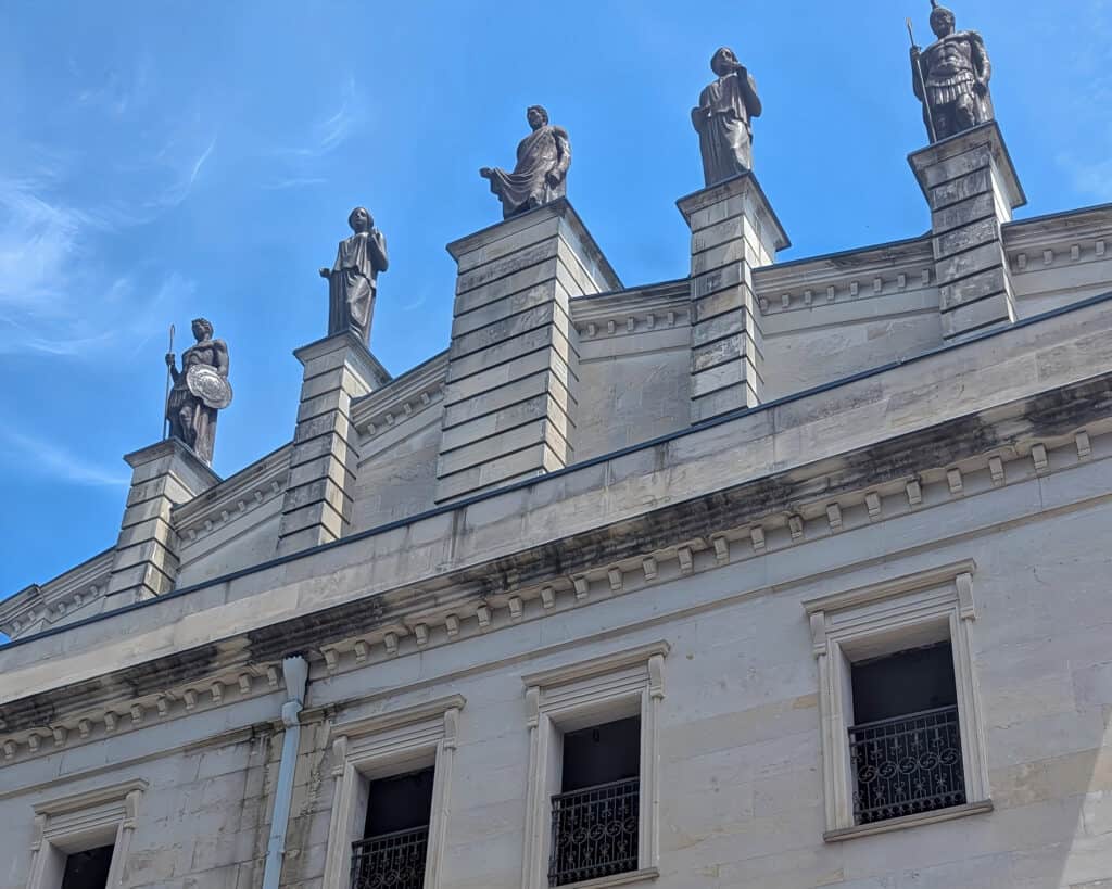 Statues on top of the Kutaisi Opera House - Georgia