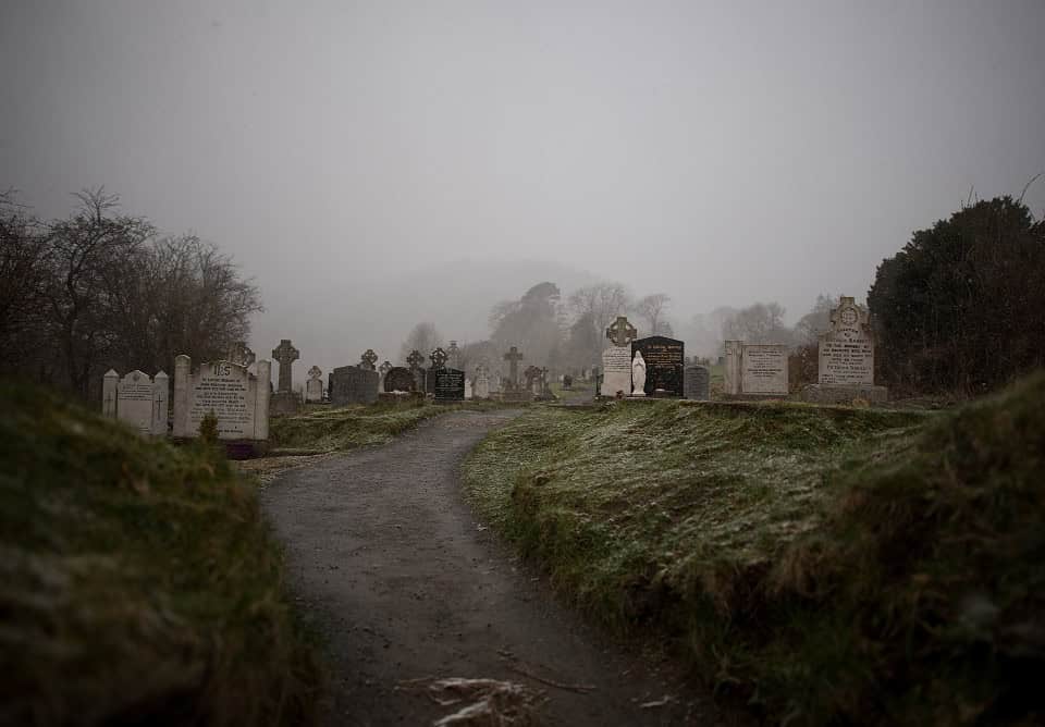 Cosa fare se una persona muore in casa di notte?