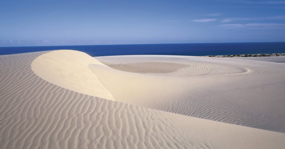 Sand dunes with ocean view at Orchid Beach, Fraser Island.