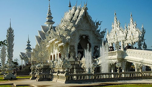 Magnifique temple blanc de Chiang Rai