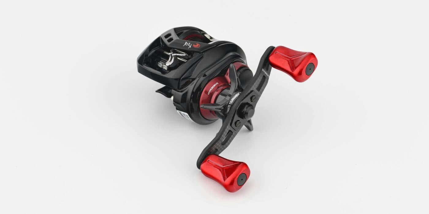 Spinning vs Baitcasting Reel: Easy Casting or Pinpoint Control