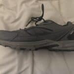 hiking shoe best for travel and walking