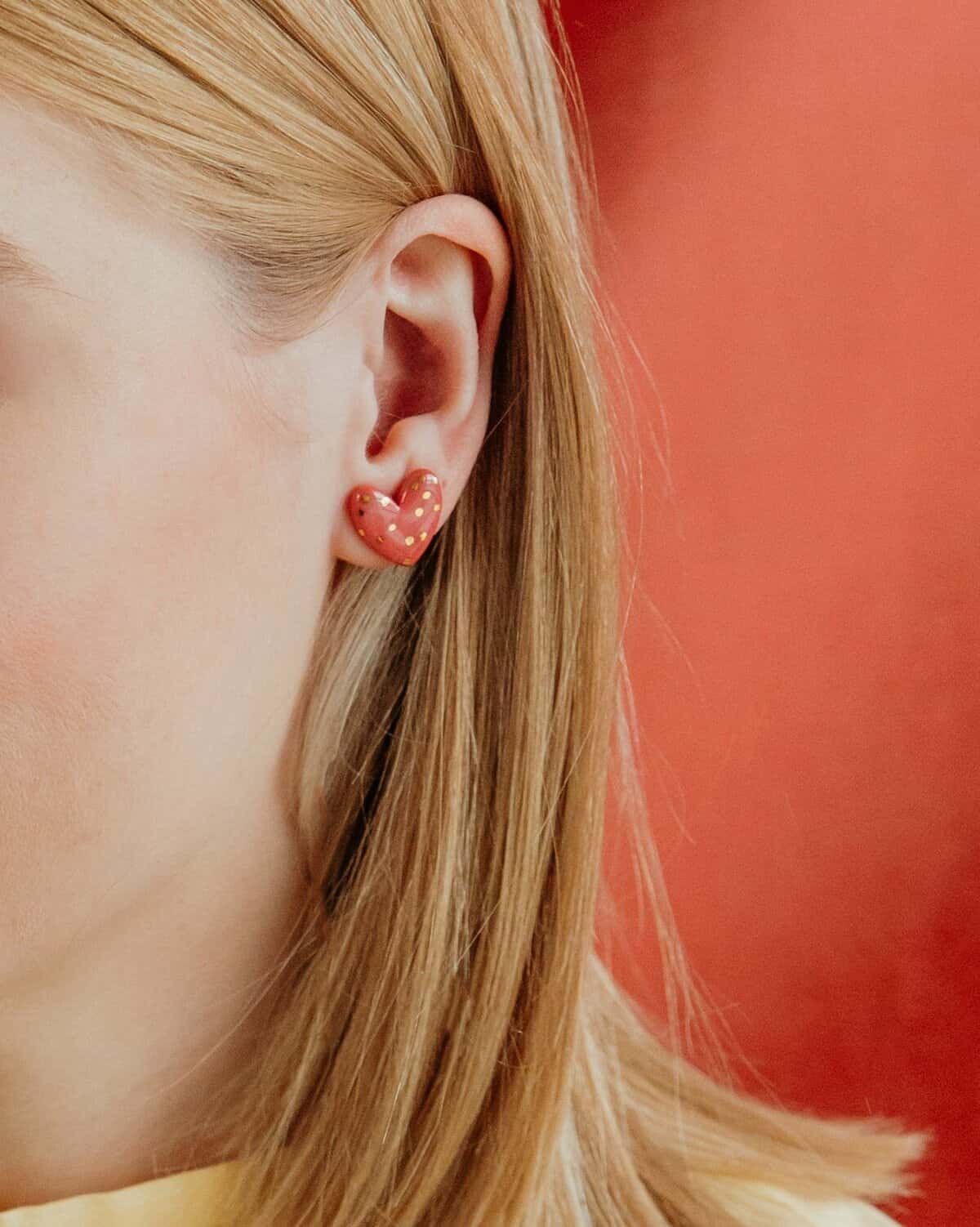 Dotted Porcelain Heart Studs -  Pink - Bild 4