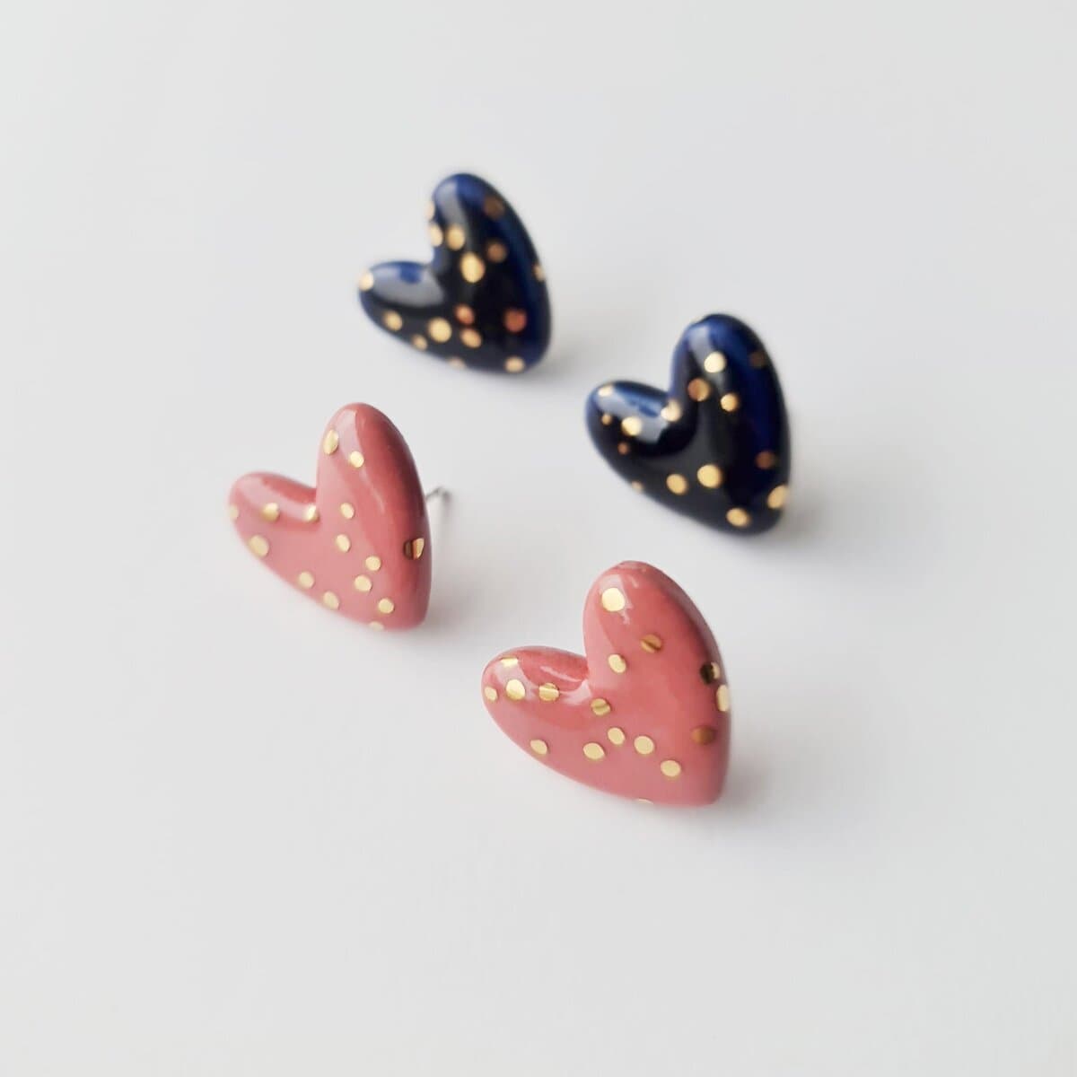 Dotted Porcelain Heart Studs -  Blue - Bild 4