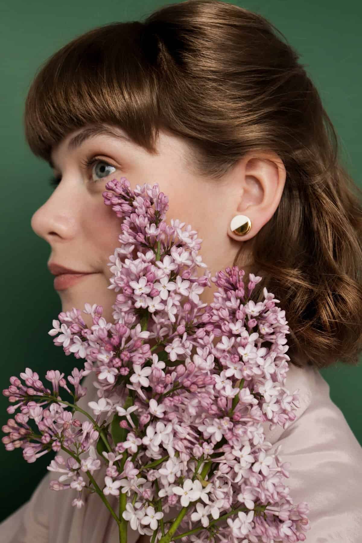 Porcelain Round Stud Earrings - Green and Gold - Bild 3