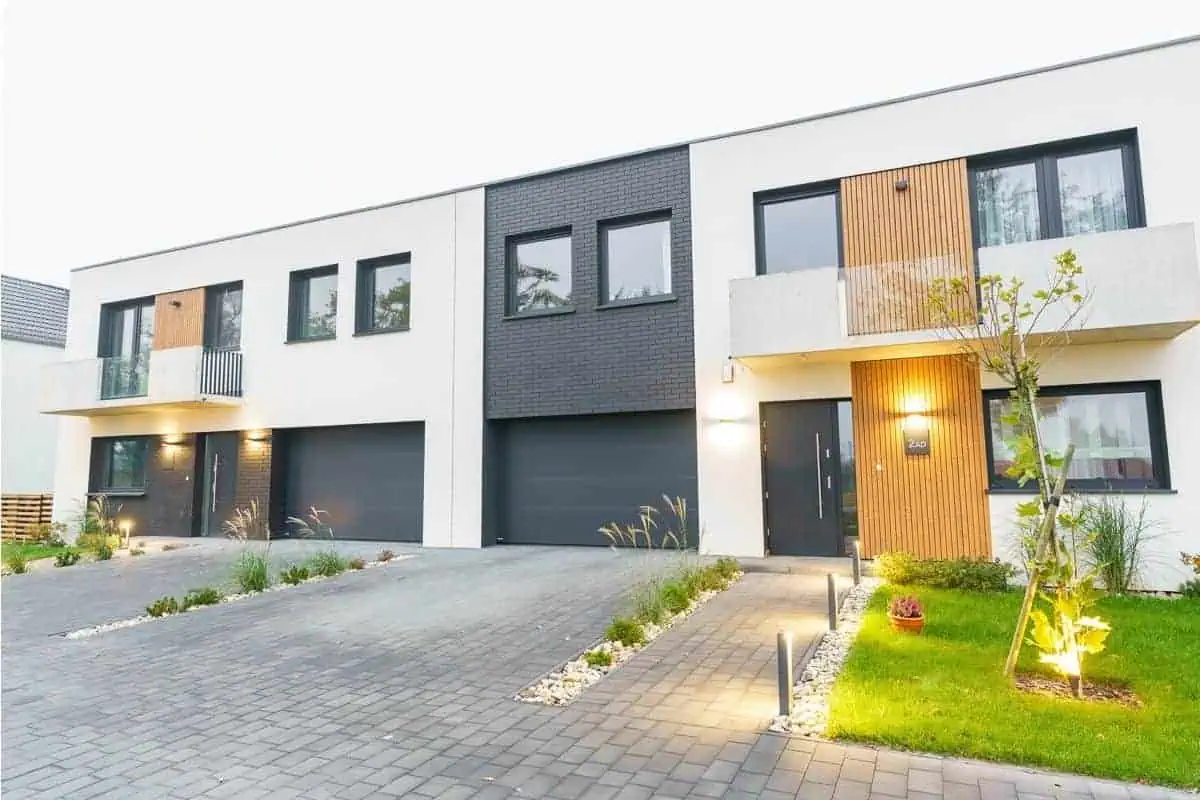 nosto-ovi taloyhtiöön