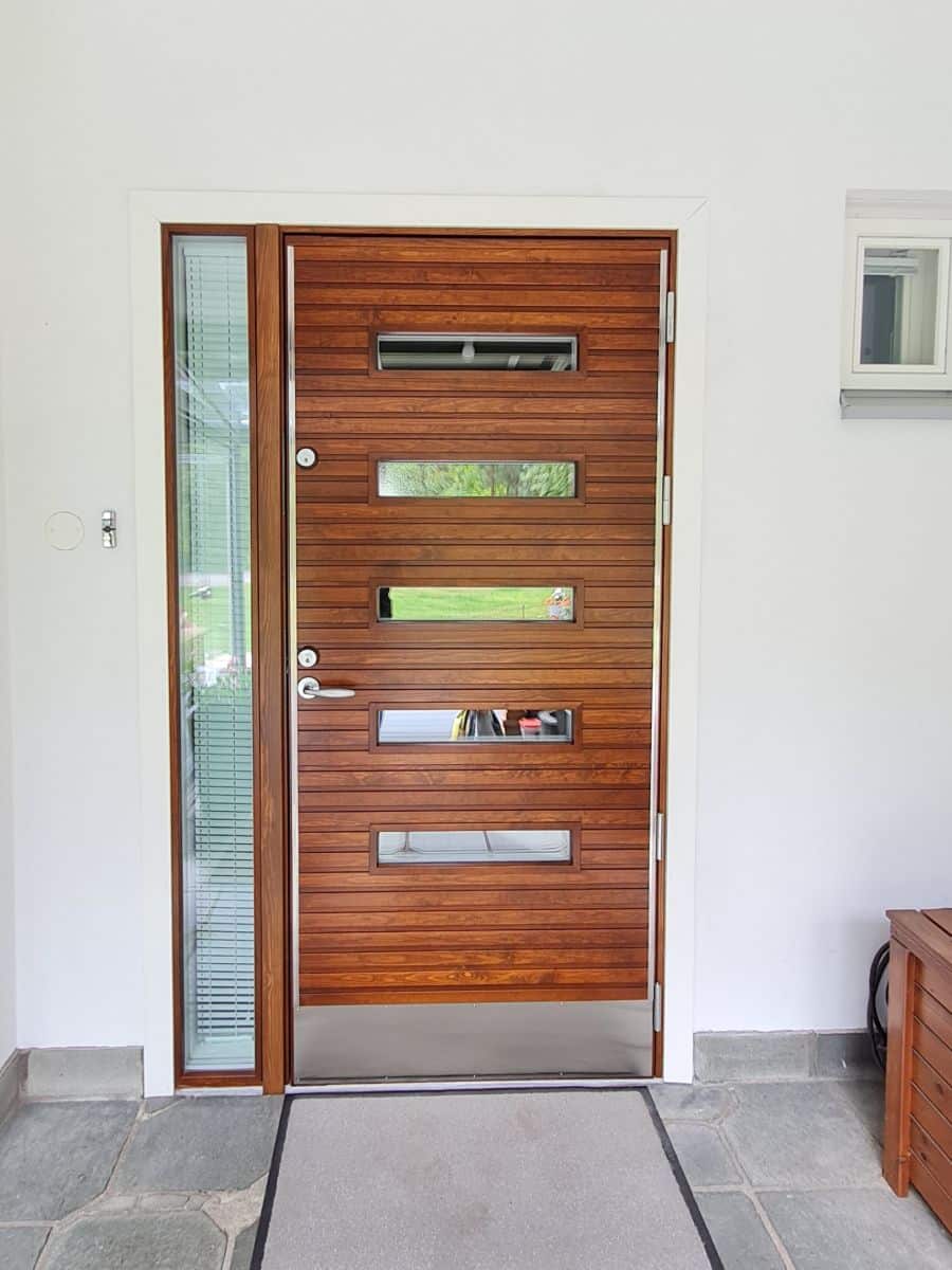 ulko-oven malli puinen