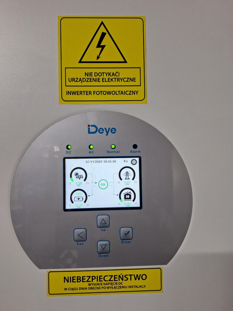 fotowoltaika z magazynem energii - falownik hybrydowy deye