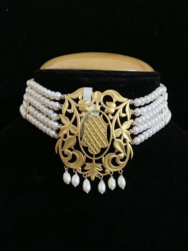 Swarovski Pearls Choker - Gold Matte - Image 2