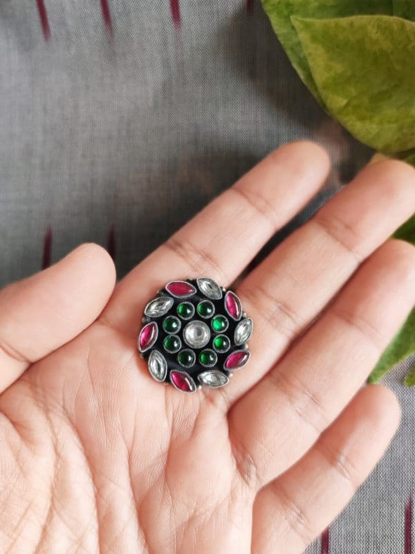Kundan Flower Ring - Image 2