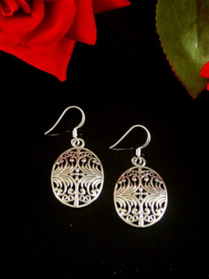 Oval Jaali Drops