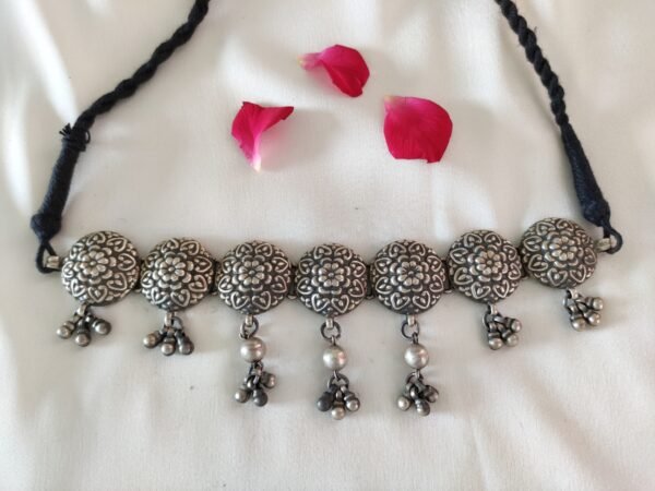 Flower Motif Choker (Black) - Image 4