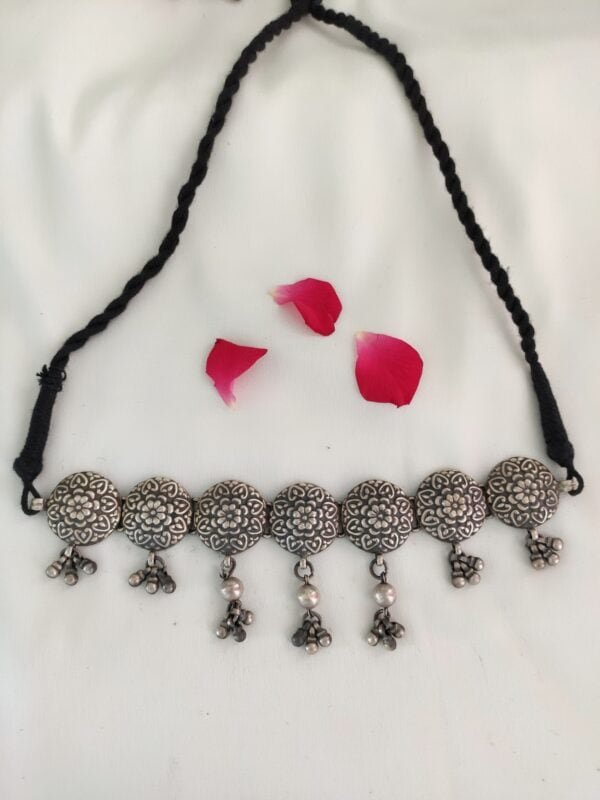 Flower Motif Choker (Black) - Image 3