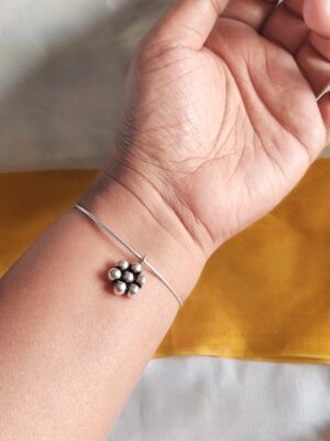 Kudi Charm Bangle