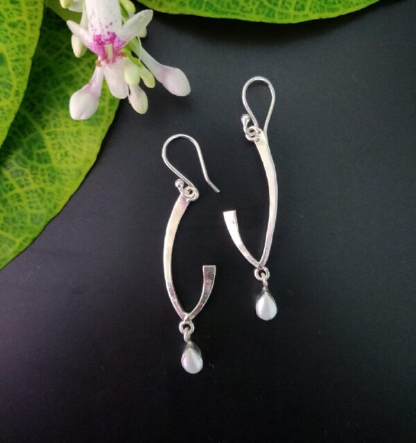 Super light hanging pearl drops