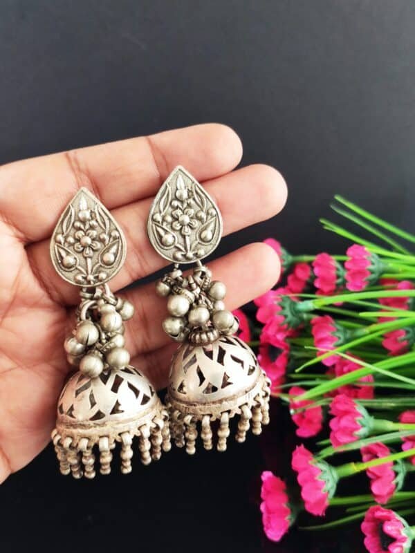 Ghungroo Bunch Vintage Jhumkas (1)