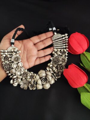 Statement Rose Necklace