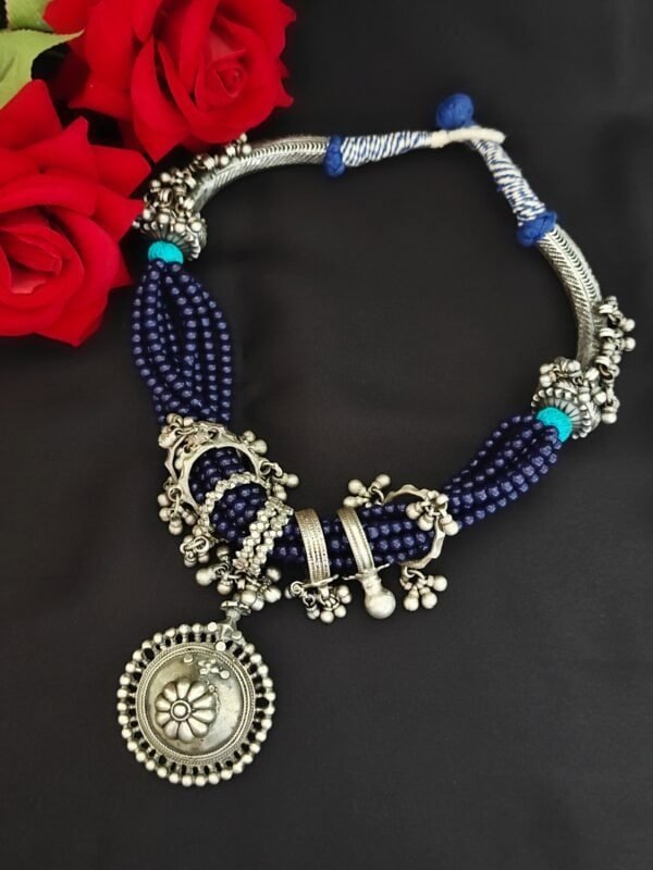 Vintage Neckpiece