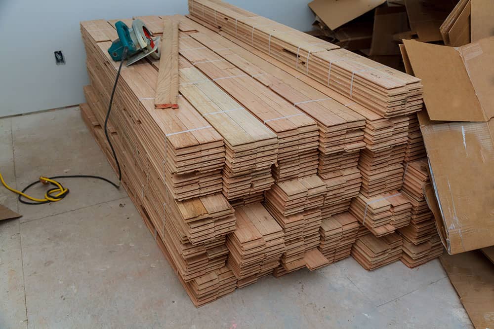 Installazione di pavimenti in legno duro