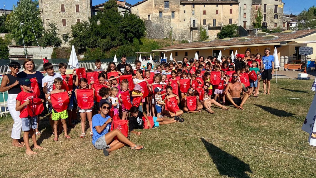 Consegna sacche centro estivo Avis Alta Val Tidone