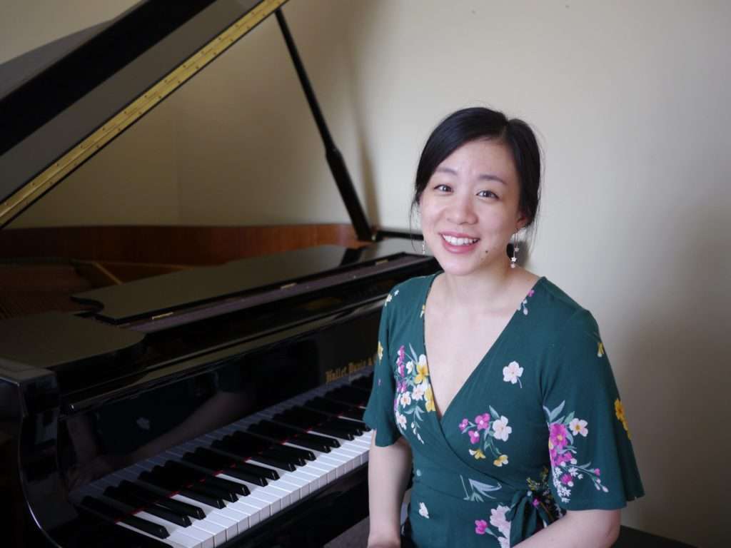 Headshot of Elizabeth Yao