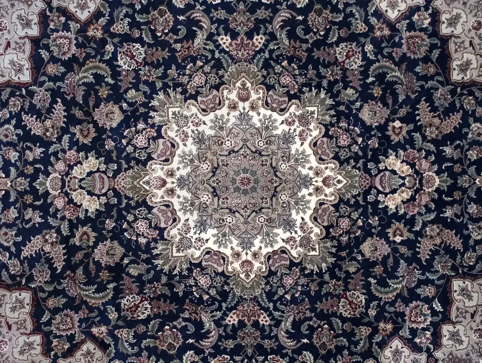 9 x 12 New Kashan Persian Wool Area Rug - Image 4