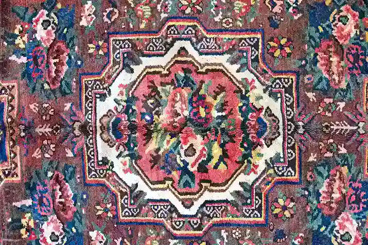 6 x 13 Antique Bakhtiari Persian Wool Rug - Image 4