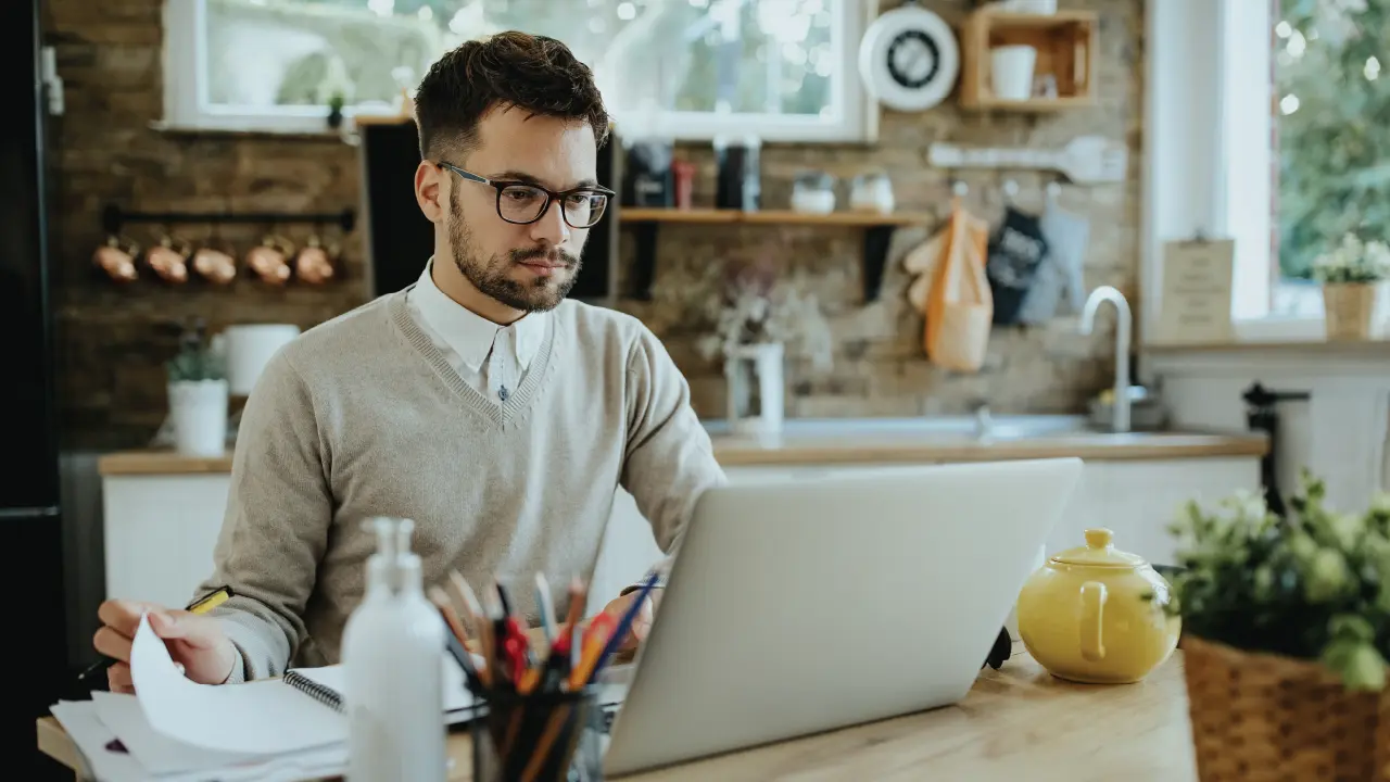 How to Start a Business in Bahrain: Your 2025 Step by Step Guide 4 How to Start Online Business in Bahrain