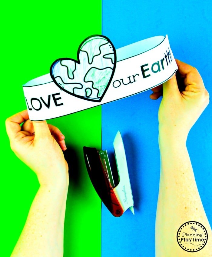 Earth Day Craft for Preschool - Earth Day Hat #planningplaytime #earthday #preschool #preschoolworksheets