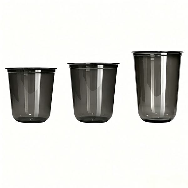 Black plastic containers in three different sizes on a white background.