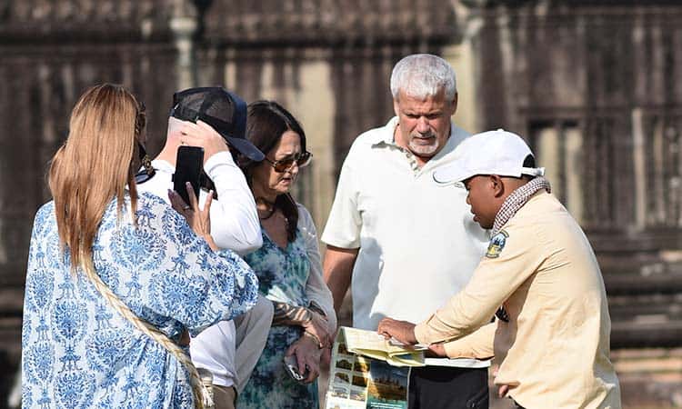 Best angkor wat tour guides