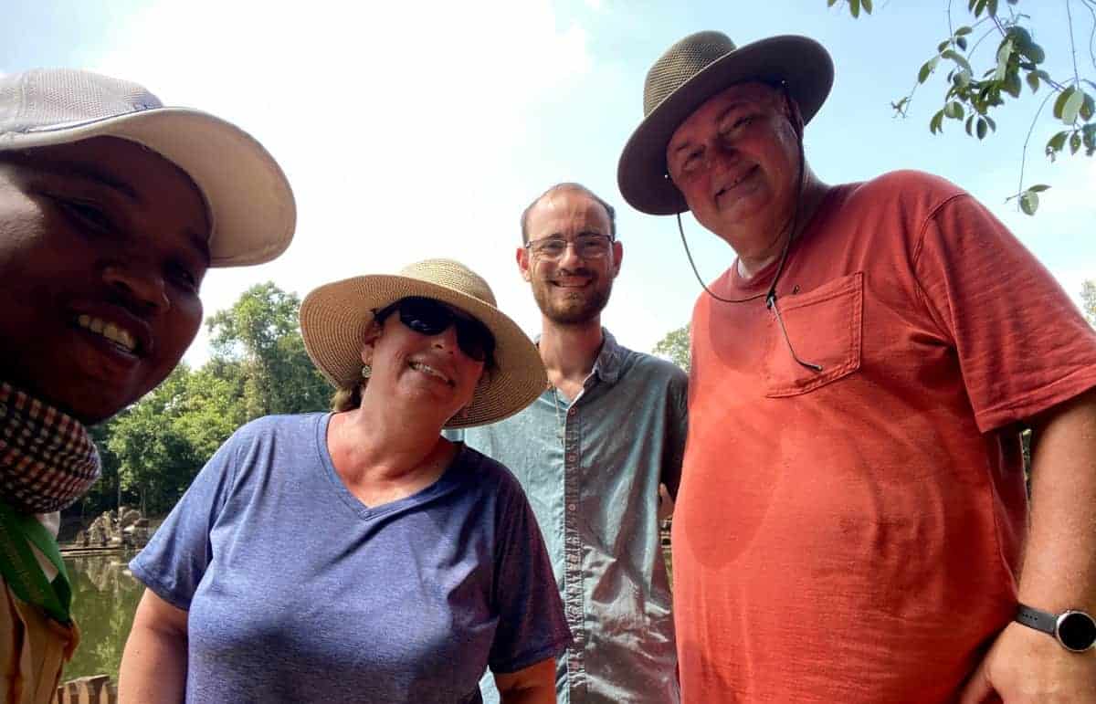 Tour-Guide-Angkor-Wat